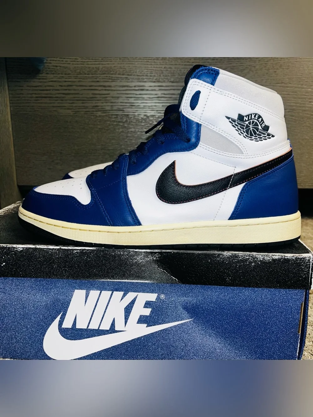 ✨Jordan 1 Retro High OG ‘Rare Air’, Men’s Size 14 / Women’s 15.5✨
